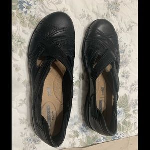 Black leather Clark’s, Women’s size 8